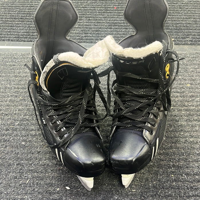 Used Bauer Supreme One.8 Size 9.5 Player Skates