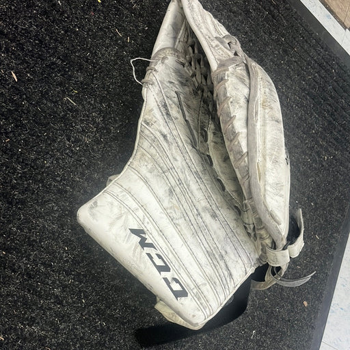 Used CCM Premier R1.9 Intermediate Catcher