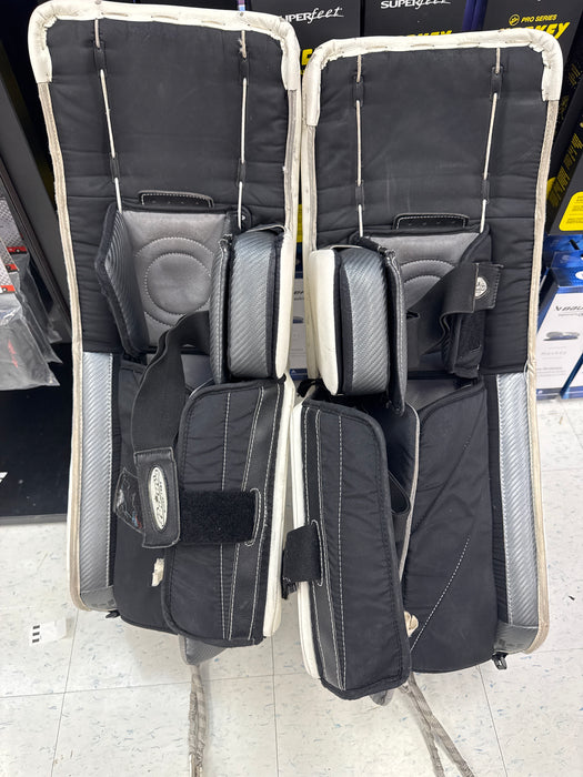 Used Brian’s Subzero7.0 33+1” Goalie Leg Pads
