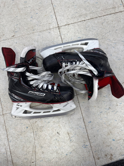 Used Bauer Vapor X2.7 Size 3.5 EE Skate
