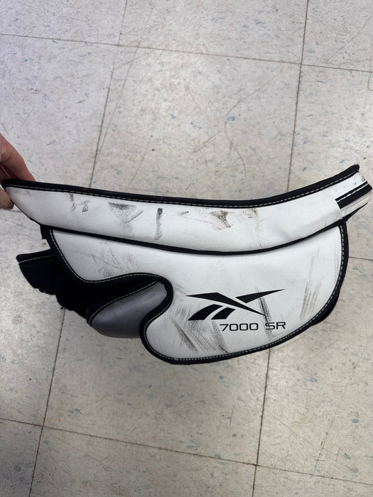 Used Reebok 7000 Senior Blocker
