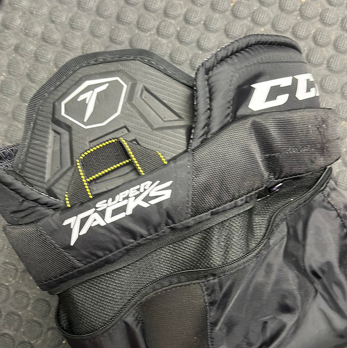 Used CCM SuperTacks Youth Medium Player Pants