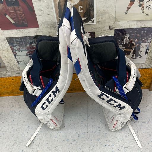 Used CCM Axis 1.5 Junior Goal Pads 30”+1