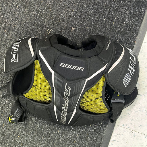 Used Bauer Supreme s190 Junior Small Shoulder Pads