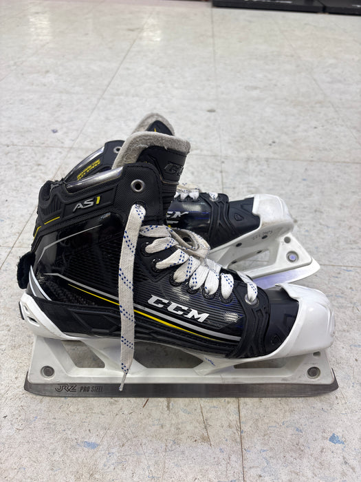 Used CCM Super Tacks AS1 Size 8.5D Senior Goal Skates