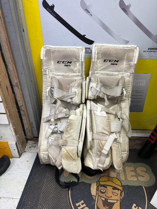 Used CCM EFlex 760 Leg Pads 28"+1"