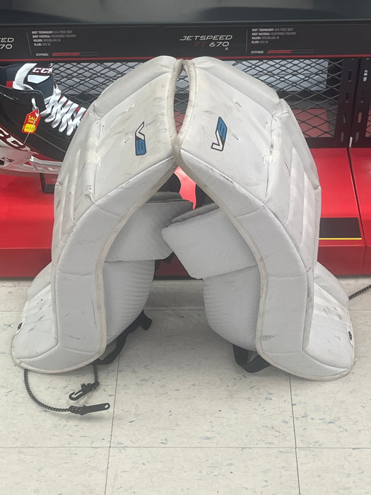 Used Vaughn Velocity V9 24+2 Youth Goal Pads