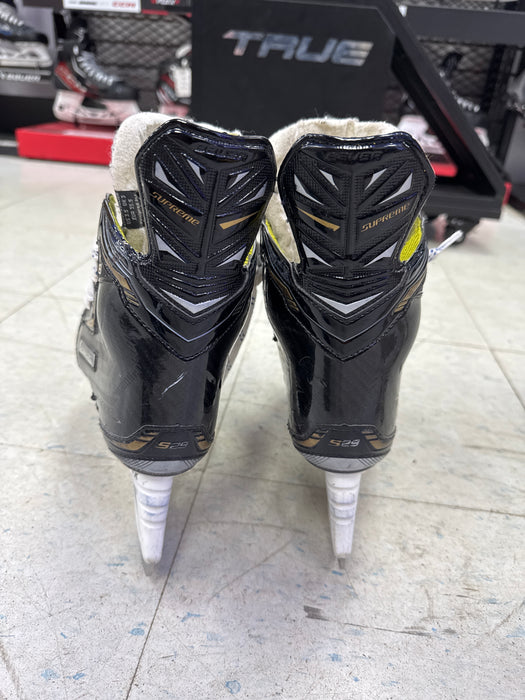 Used Bauer Supreme S29 Skates Size 2.5D
