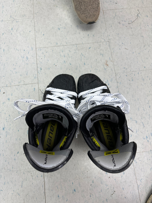 Used Bauer Vapor Hyp2rlite Size 6.5 Fit 1 Skates