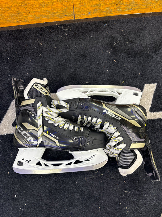 Used CCM Tacks AS-570 Size 10.5R Skates