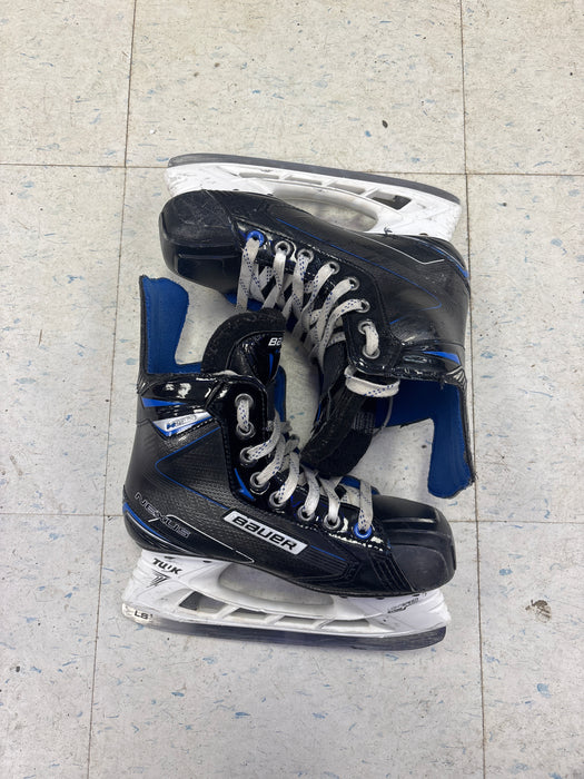 Used Bauer Nexus N2900 Junior Size 3.5 D