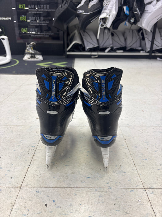 Used Bauer Nexus N2900 Junior Size 3.5 D