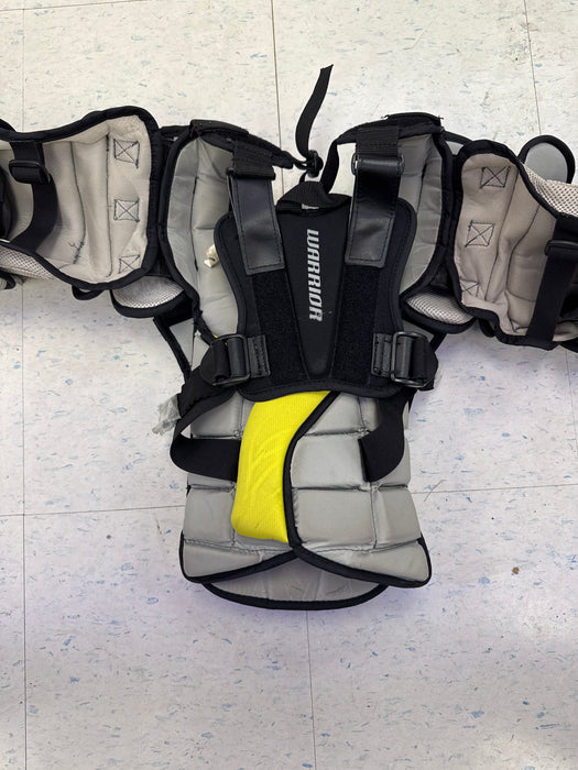 Used Warrior RX3E Junior Small Chest Protector