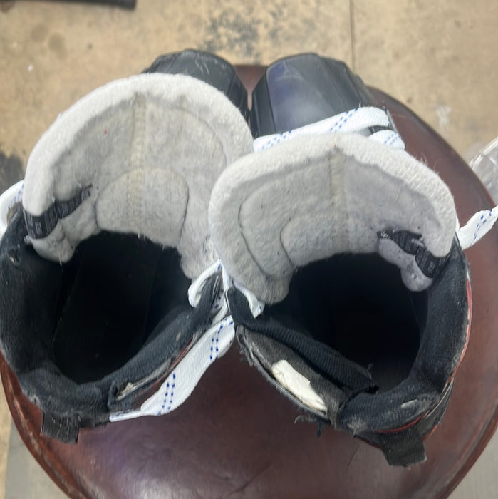 Used Bauer Vapor X700 Size 3 Goal Skates