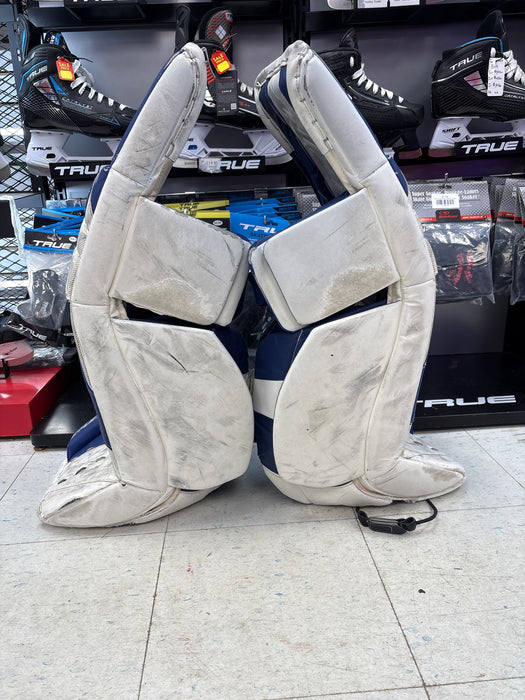 Used CCM EFlex 5.5 Senior 32"+1" Leg Pads