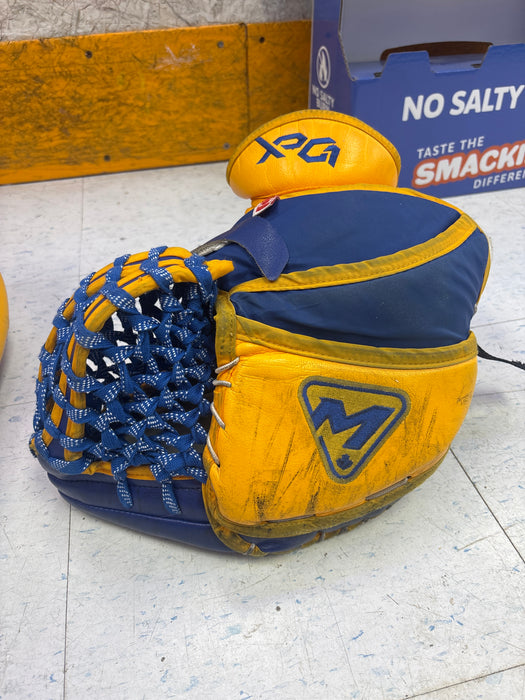 Used McKenney XPG1 Junior Pro Catcher and Blocker Set
