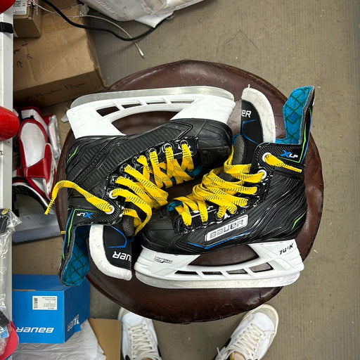 Used Bauer XLP Size 1.0 Junior Skates