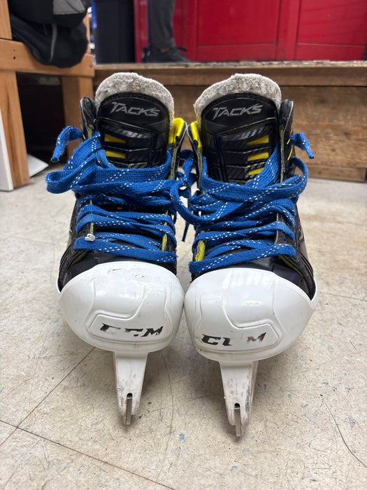 Used CCM Tacks 6092 Size 6.5 Goal Skates