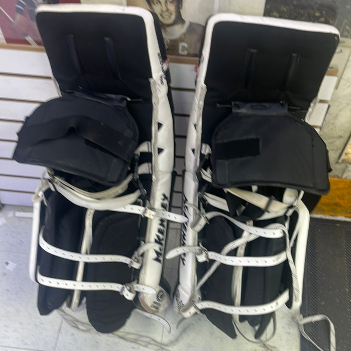 Used McKenney Instinct 890 33+2 Goal Pads