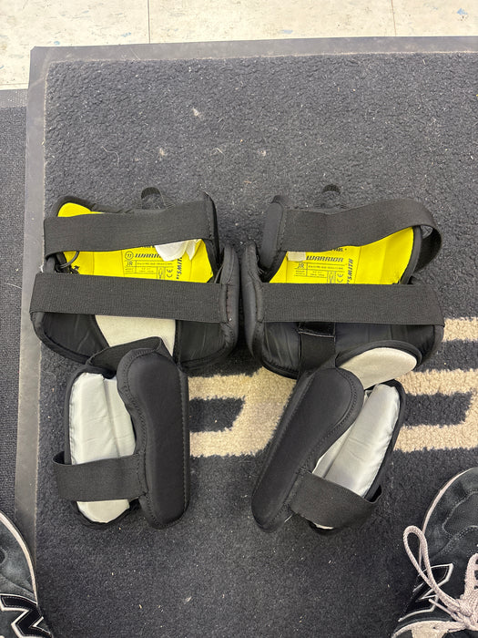 Used Warrior Ritual X3 E+ Junior Knee Guards