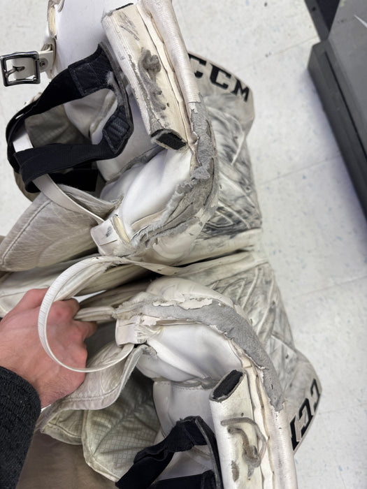 Used CCM Premier P2.9 Leg Pads 30" + 1"