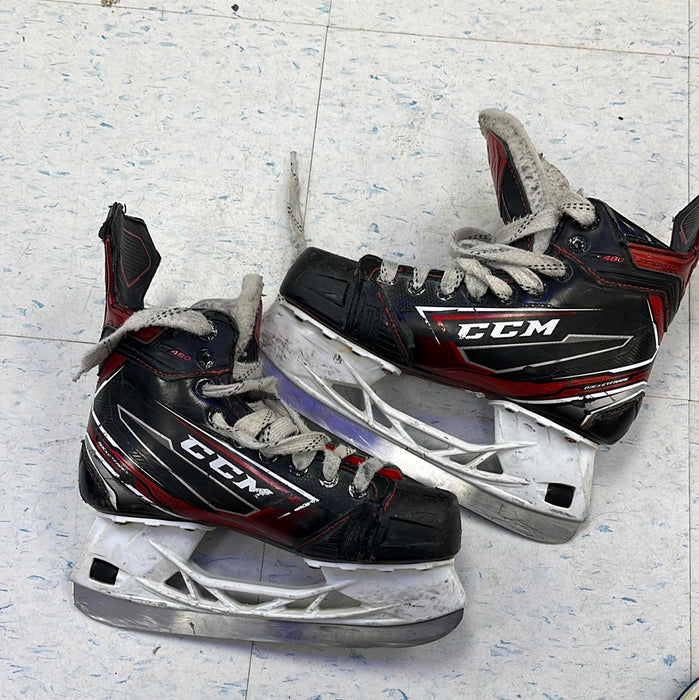 Used CCM Jetspeed FT480 5.5D Player Skates