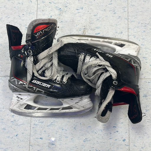 Used Bauer Vapor 3X Size 4 Player Skates
