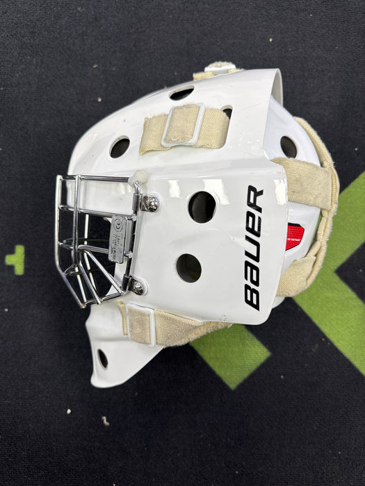 Used Bauer 930 Youth Goalie Helmet