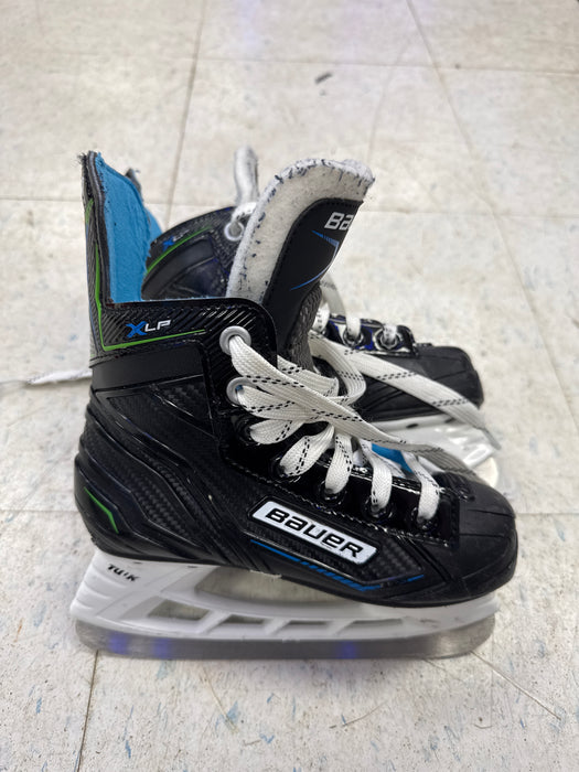 Used Bauer XLP Skates Youth 12.0