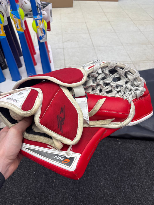 Used Bauer Supreme M5 Pro Intermediate Catcher and Blocker Set