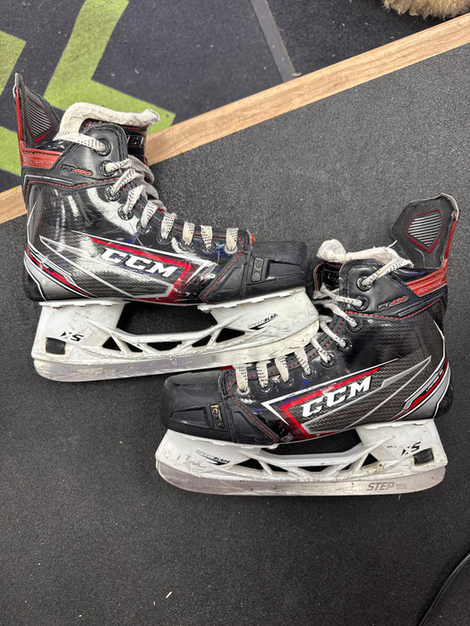 Used CCM Jetspeed FT490 5.5D Player Skates