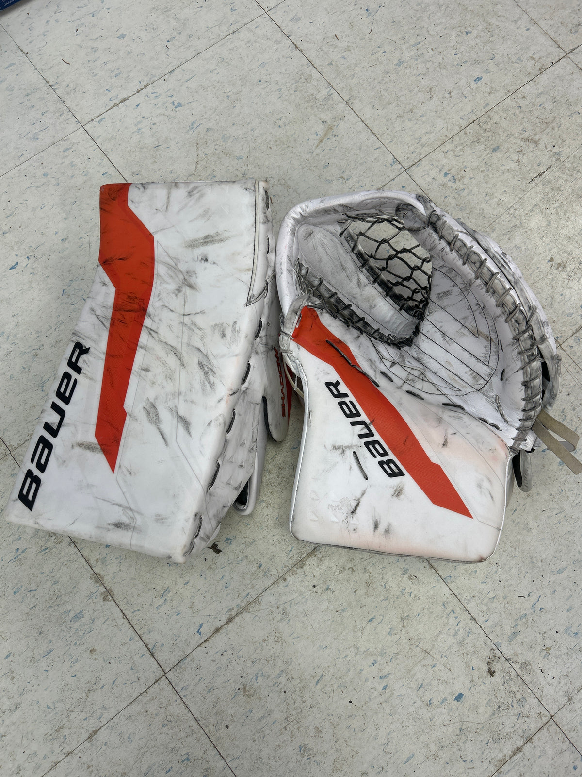 Used Pro Stock Bauer Supreme Shadow Blocker and Catcher Set — Crow's ...