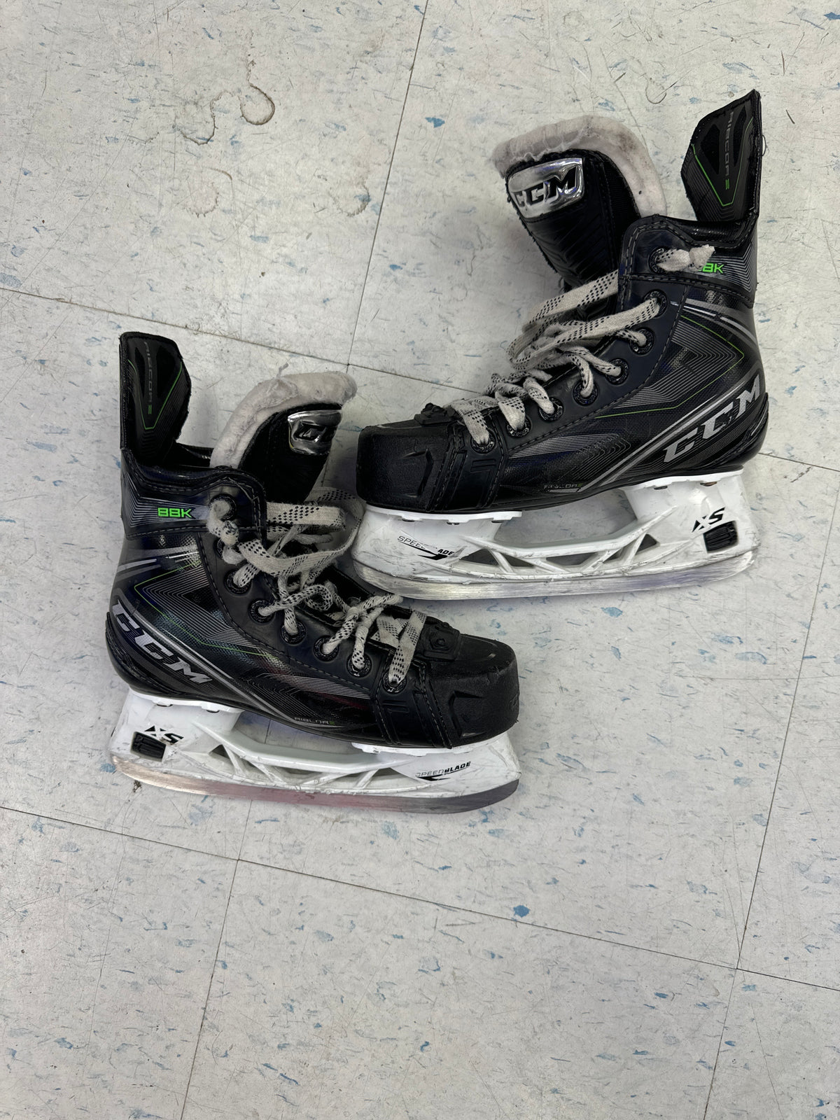 Ccm Ribcore 8 Used CCM Ribcore 88K 1D Player Skates — Crow's Sports Hockey