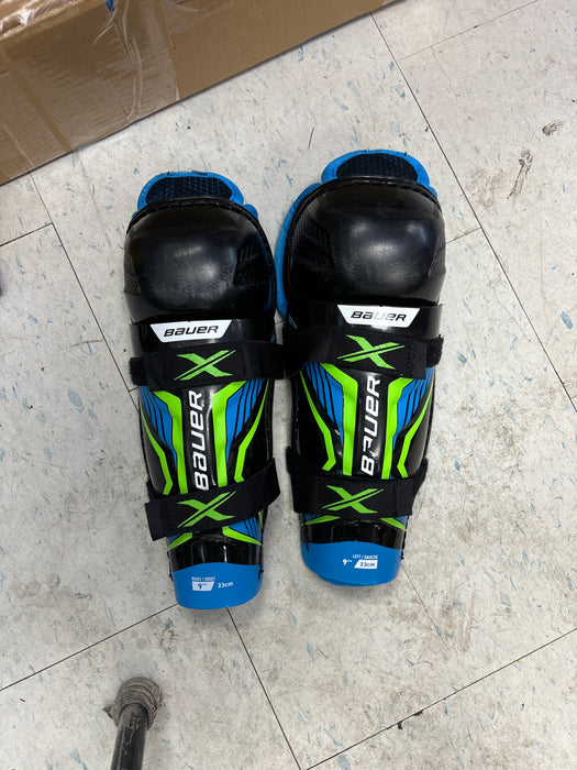 Used Bauer X 9” Youth Shin Guard