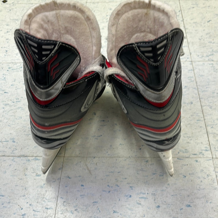 Used Bauer Vapor X4.0 Size 6.5 Player Skates