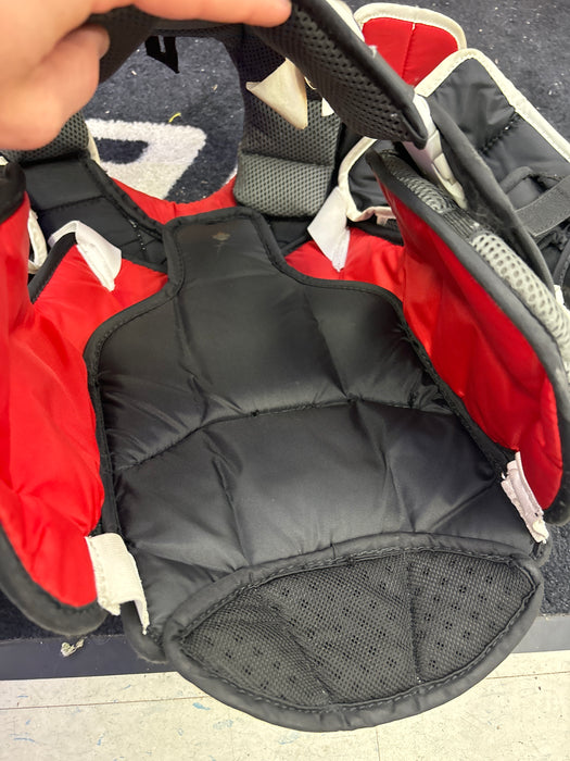 Used CCM EFlex 5.5 Junior Large/Extra Large Chest Protector
