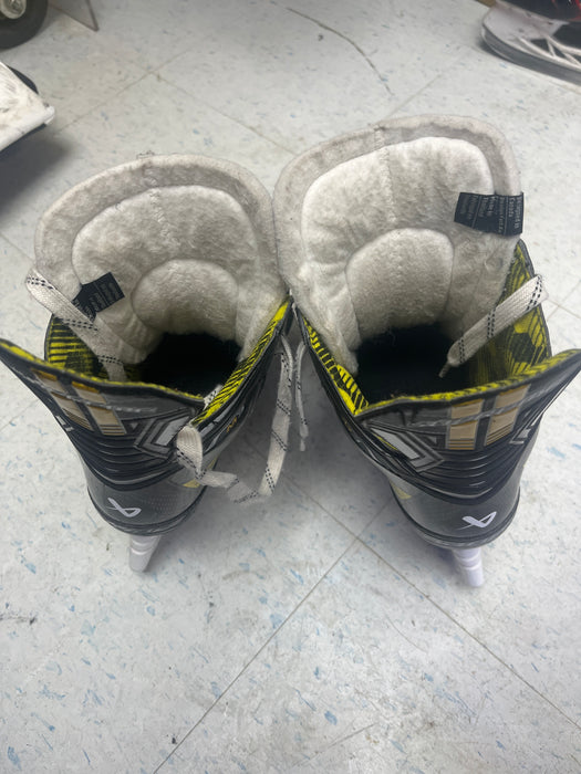 Used Bauer Supreme M3 Size 8.5 Skates