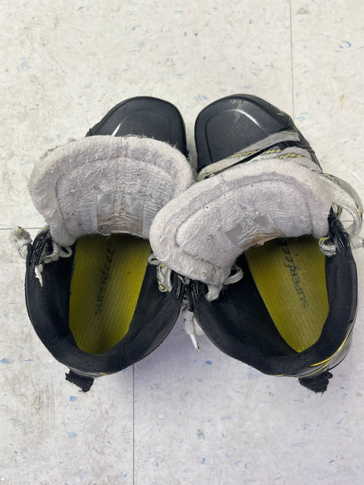 Used CCM SuperTacks 9370 Size 13.5 Youth Goal Skates