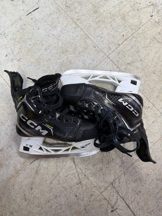 Used CCM Tacks XF80 Size 2.5D Skates