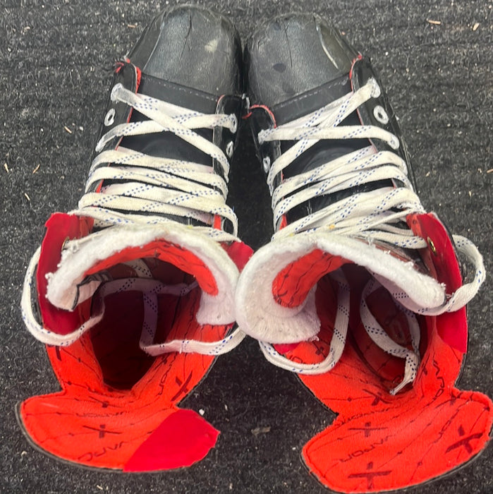Used Bauer Vapor X3.7 Size 8 Player Skates