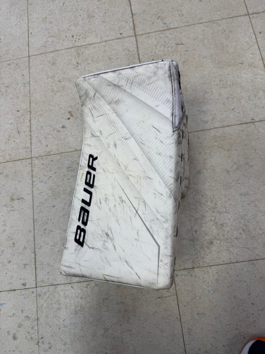 Used Bauer Supreme 2S Pro Senior Blocker
