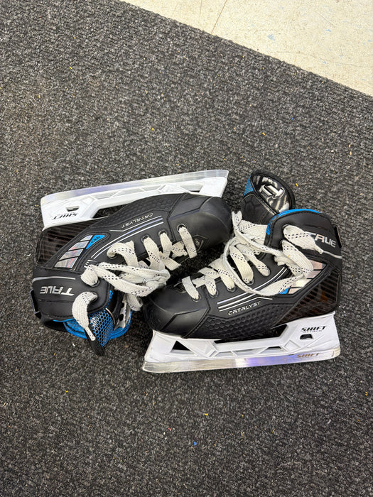 Used True Catalyst 5x4 Size 3.5R Goal Skates