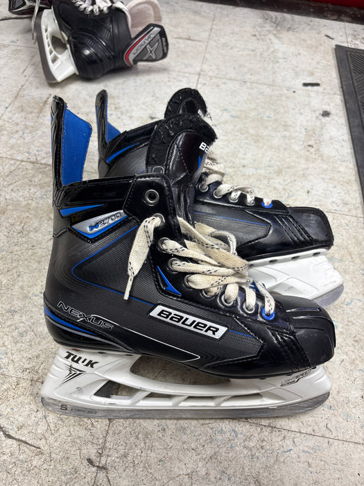 Used Bauer Nexus N2700 Size 7.5D Skates