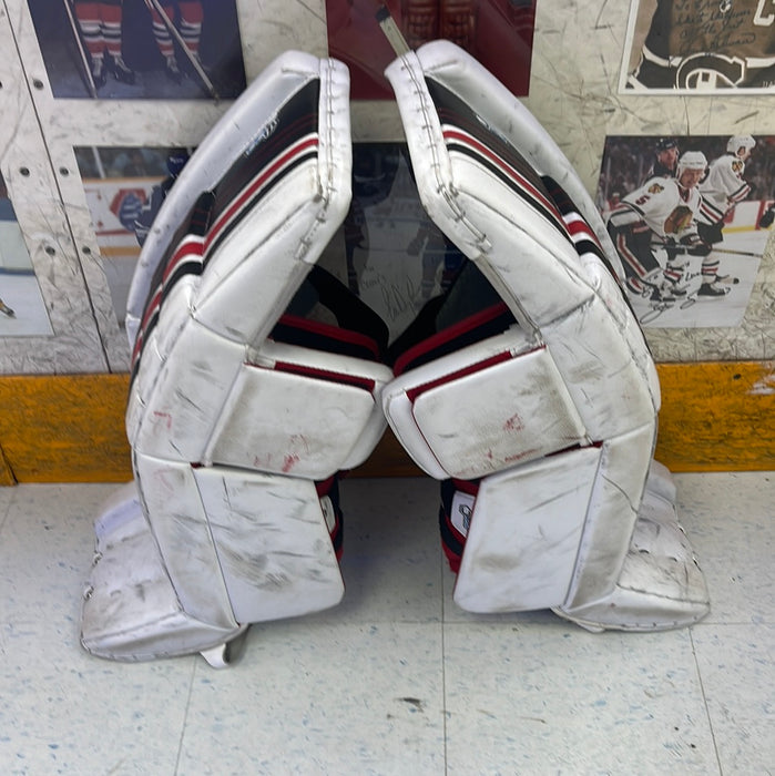 Used Vaughn Velocity VE8 30+2 Goal Pads