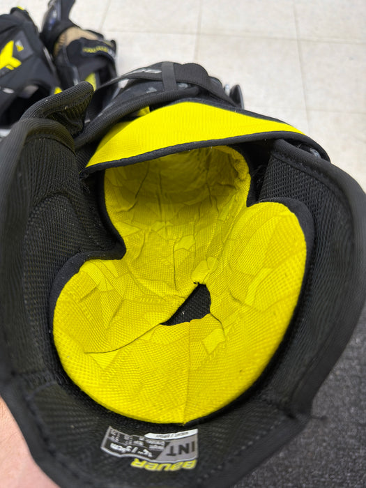 Used Bauer Supreme M3 14” Shin Guard