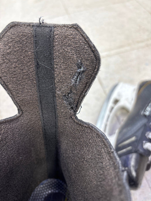 Used Bauer Supreme One.7 Skates Intermediate 4.5 D