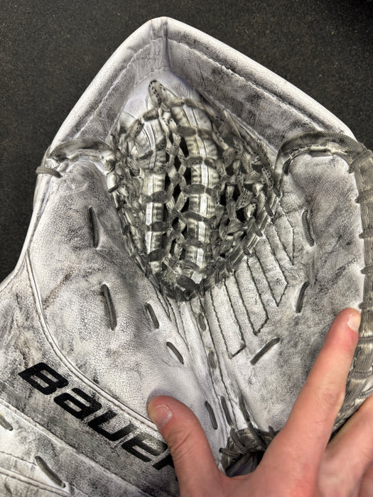 Used Bauer GSX Goalie Catcher Junior