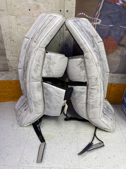 Used Brian’s Net2Zero 29+1” Goalie Leg Pads
