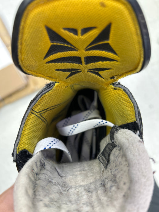 Used Bauer Supreme S180 Player Skates