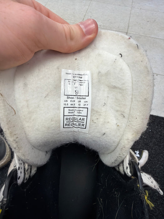 Used CCM AS-550 Size 9.0R Skates